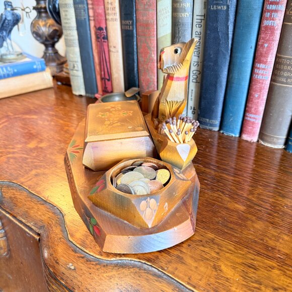 1940's Hand Carved Tramp Art Dresser Valet - Picture 9 of 17